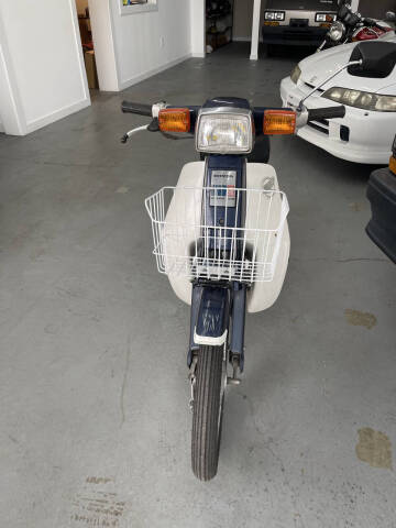 1989 Honda Super Cub Custom C90E