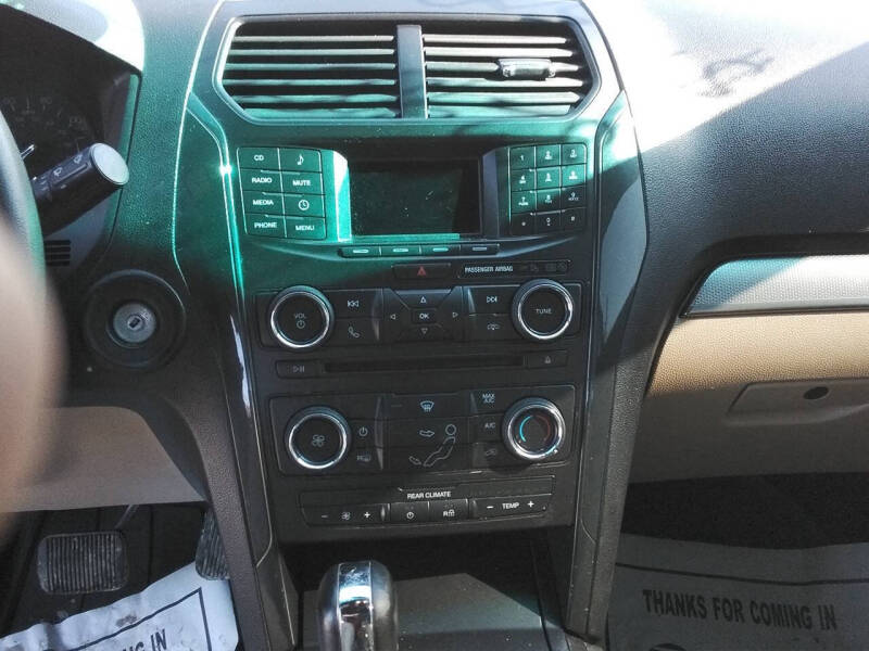 2017 Ford Explorer