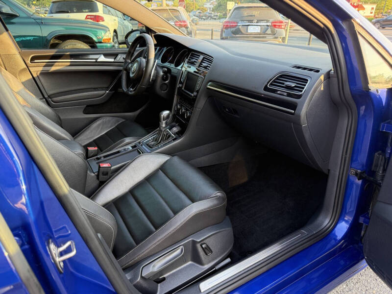 2016 Volkswagen Golf R 4Motion