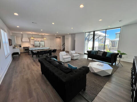 211 Snowdrift Rd Miramar Beach, FL 32550