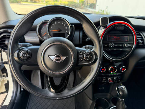 2015 MINI Hardtop 2 Door Cooper
