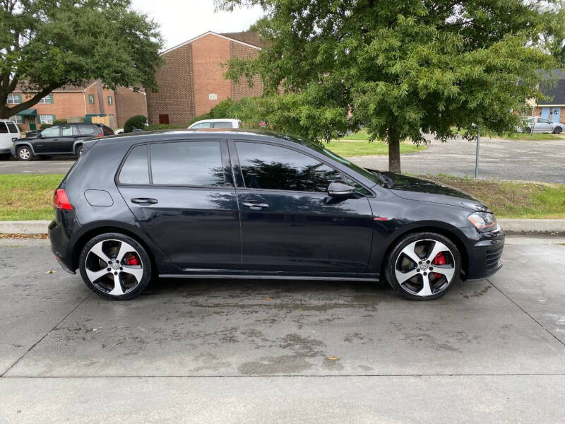 2017 Volkswagen Golf GTI SE