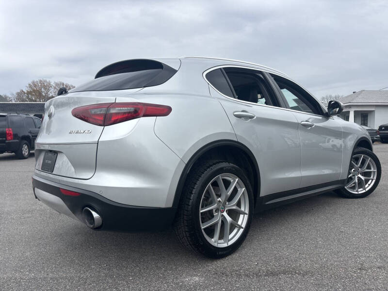 2018 Alfa Romeo Stelvio Ti
