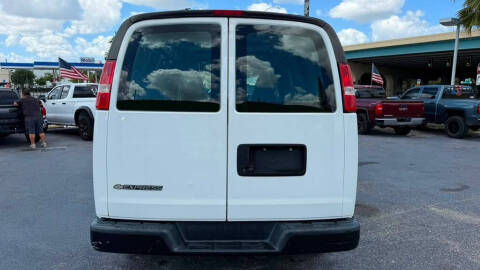 2018 Chevrolet Express 2500