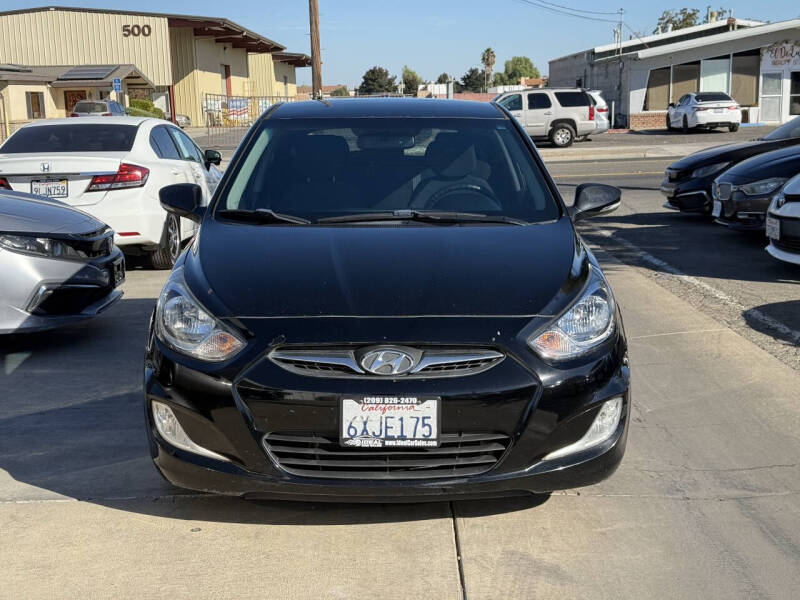 2013 Hyundai Accent SE