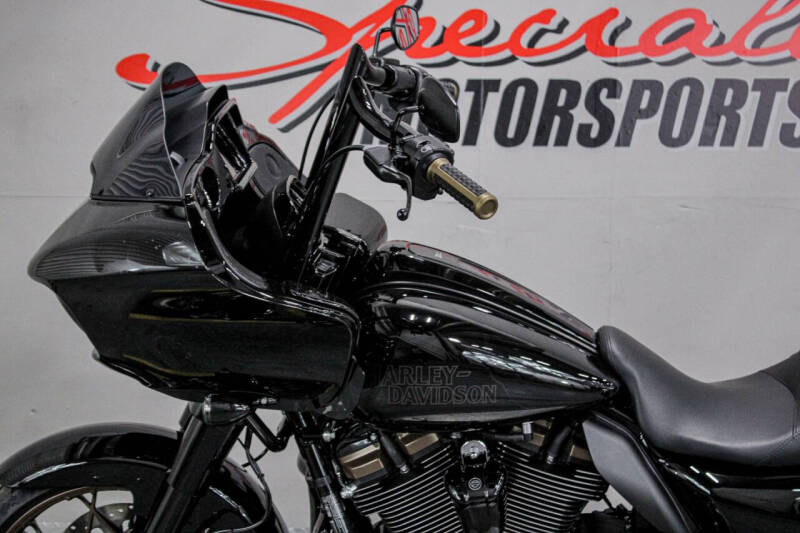 2023 Harley-Davidson Road Glide ST