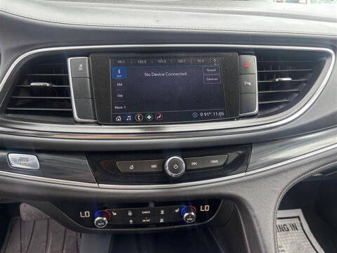 2020 Buick Enclave Essence