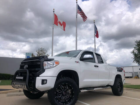 2015 Toyota Tundra for sale at TWIN CITY MOTORS in Houston TX