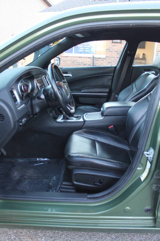 2020 Dodge Charger SXT