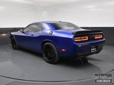 2022 Dodge Challenger SXT