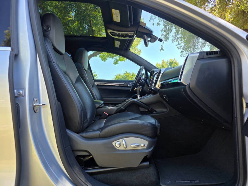 2015 Porsche Cayenne S