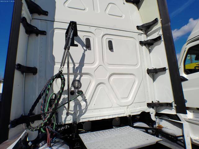 2020 Freightliner Cascadia