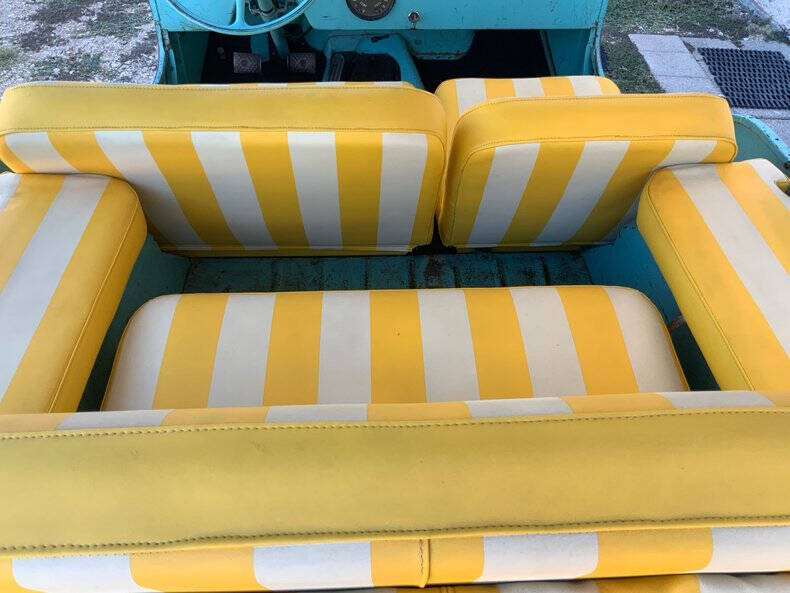 1960 Willys Surrey Gala