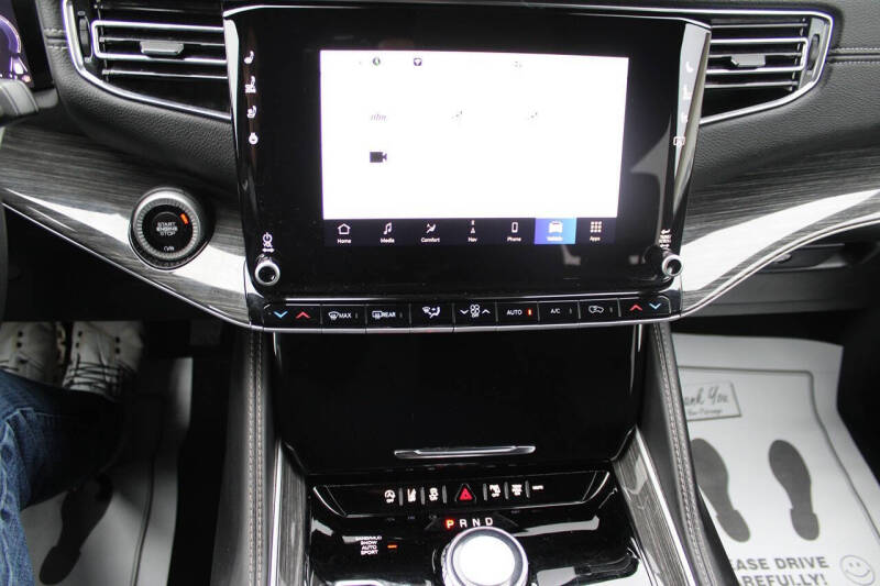 2022 Jeep Wagoneer Series II