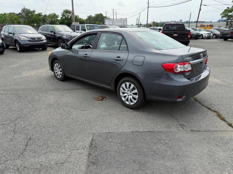 2013 Toyota Corolla LE