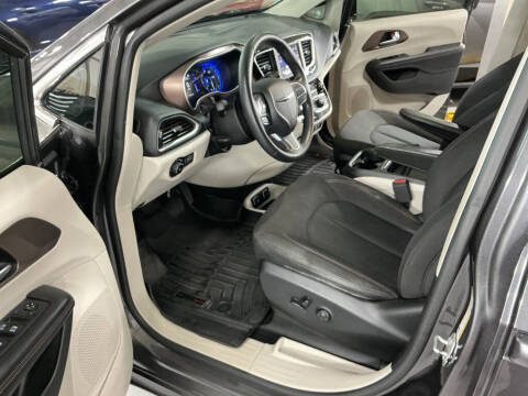 2019 Chrysler Pacifica Touring Plus