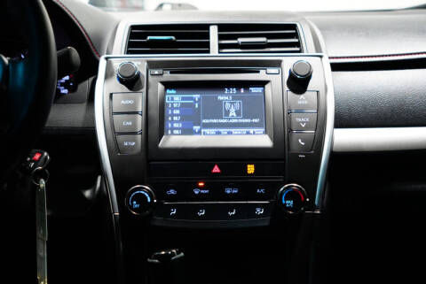 2016 Toyota Camry SE