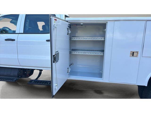 2025 Chevrolet Silverado 5500HD