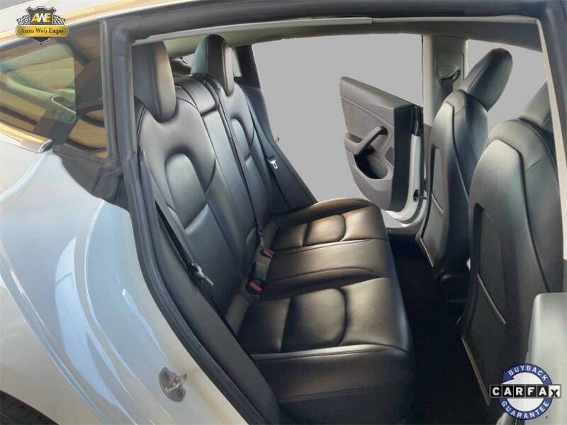 2019 Tesla Model 3 Mid Range