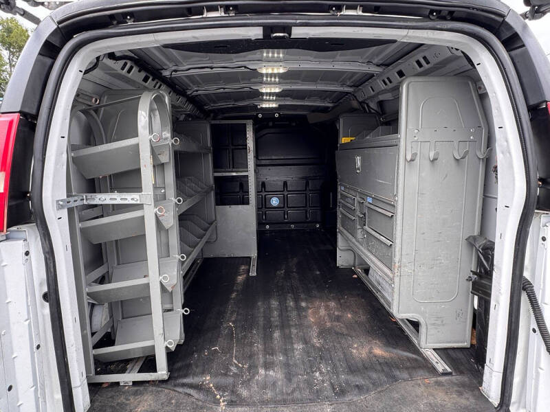 2019 Chevrolet Express 2500