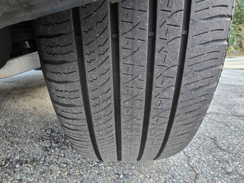 2023 Rivian R1S Adventure