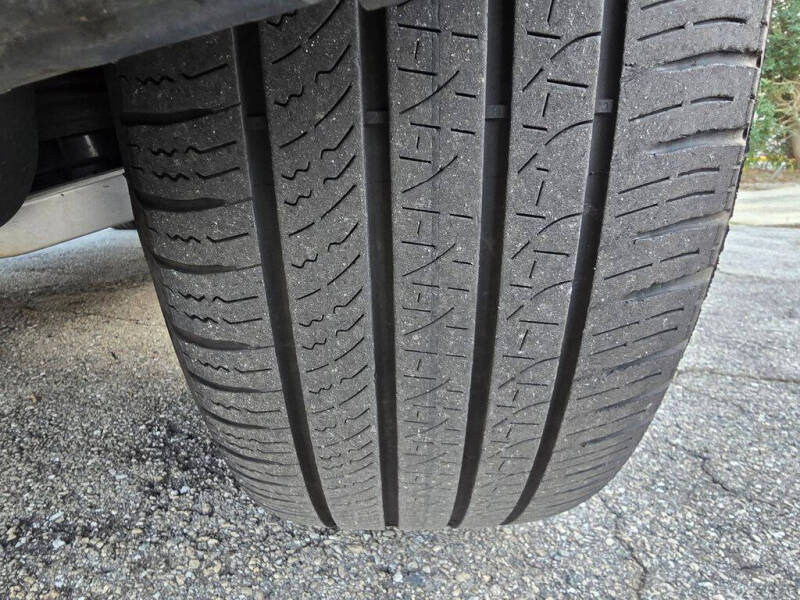 2023 Rivian R1S Adventure