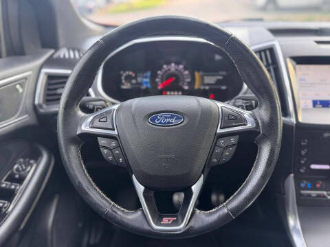 2020 Ford Edge ST