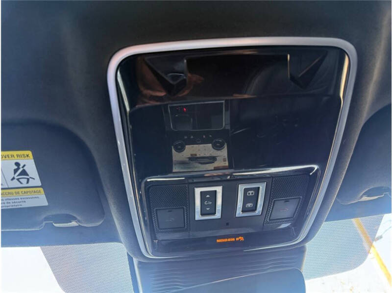 2021 Land Rover Range Rover Velar P400 R-Dynamic HSE