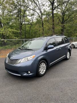 2014 Toyota Sienna for sale at Diamond State Auto in North Little Rock AR