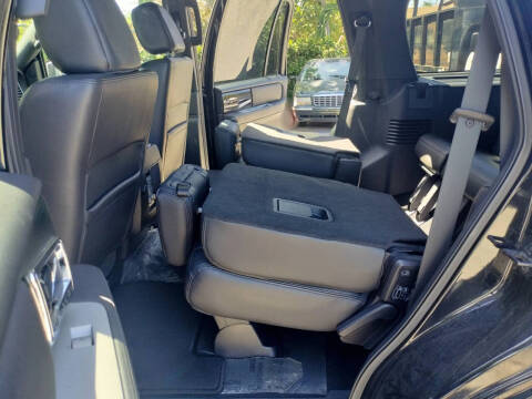 2008 Lincoln Navigator