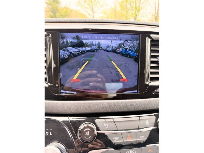 2017 Chrysler Pacifica Touring Plus