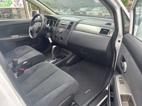 2012 Nissan Versa 1.8 S