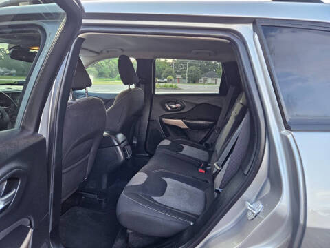 2017 Jeep Cherokee Sport Altitude