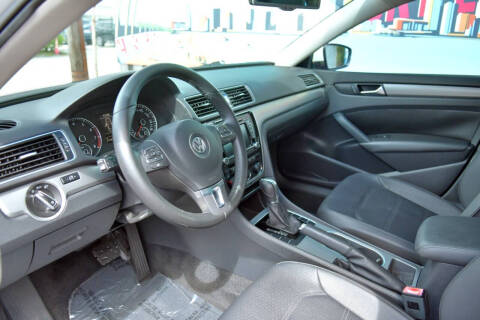2014 Volkswagen Passat 1.8T SE