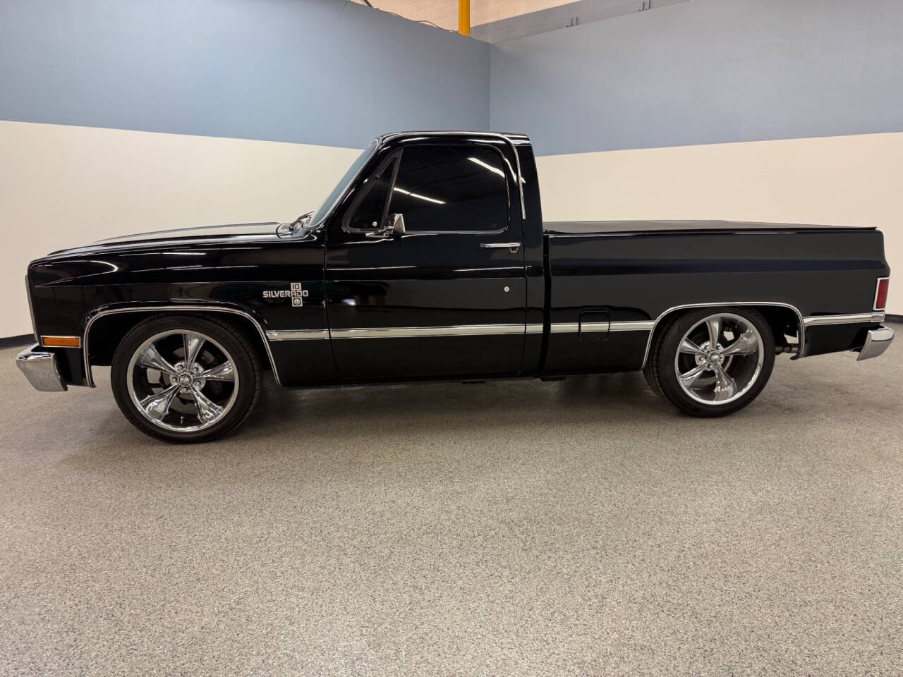 1987 Chevrolet R/V 10 Series 5