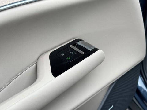 2025 Volvo EX90 Twin Plus 7P