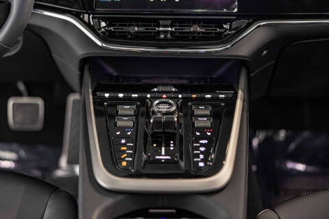 2026 Aston Martin DBX 707