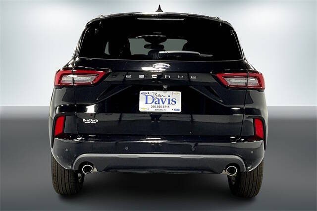 2023 Ford Escape ST-Line Select