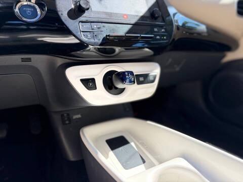 2016 Toyota Prius Four