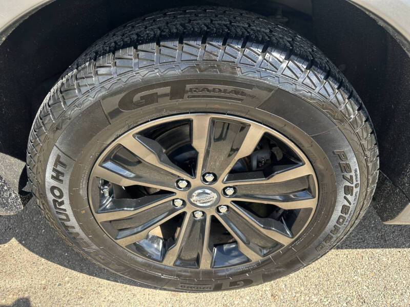 2017 Nissan Armada Platinum
