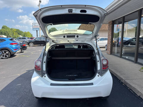 2012 Toyota Prius c Two