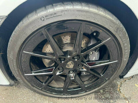 2025 Porsche 911 Carrera