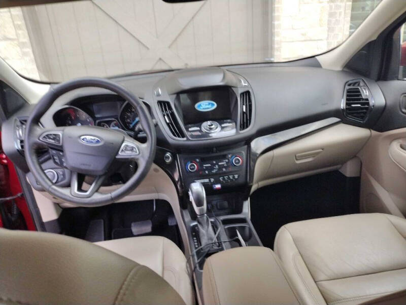 2019 Ford Escape Titanium