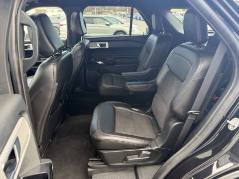 2022 Ford Explorer ST-Line