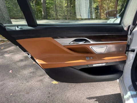 2017 BMW 7 Series 750i