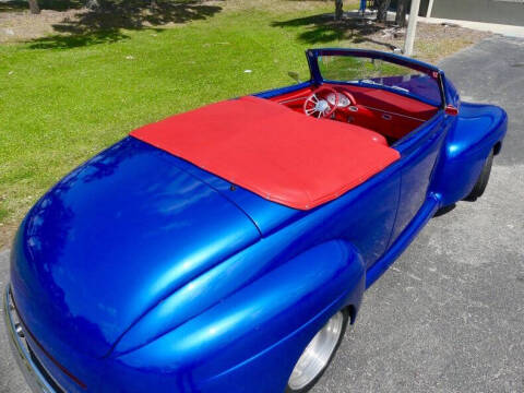 1948 Ford Super Deluxe