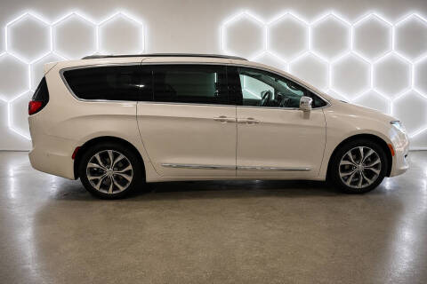 2020 Chrysler Pacifica Limited