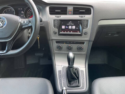 2015 Volkswagen Golf TSI SEL