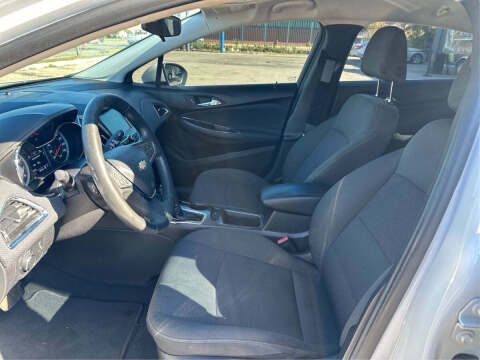 2017 Chevrolet Cruze LT Auto