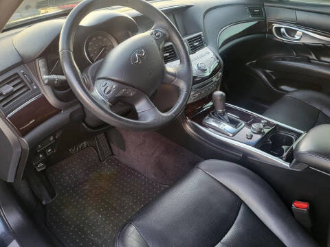 2012 Infiniti M37